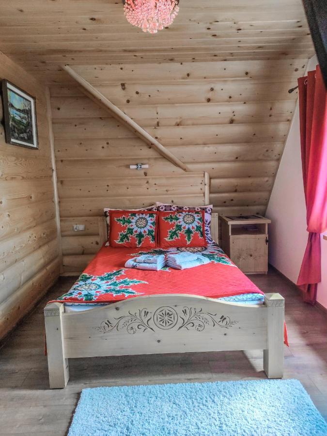 Szostak Apartament Banska Nizna Eksteriør bilde