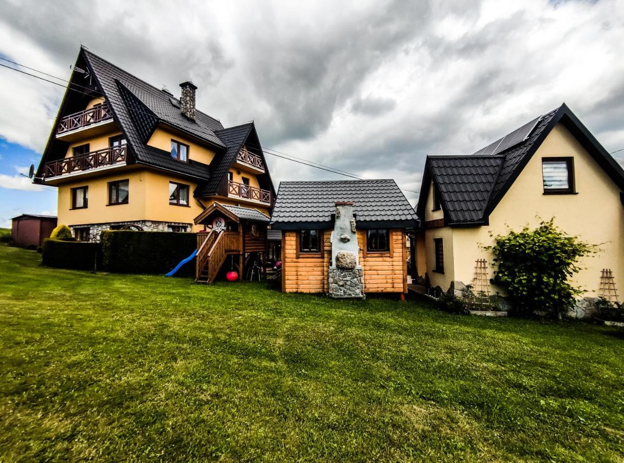 Szostak Apartament Banska Nizna Eksteriør bilde