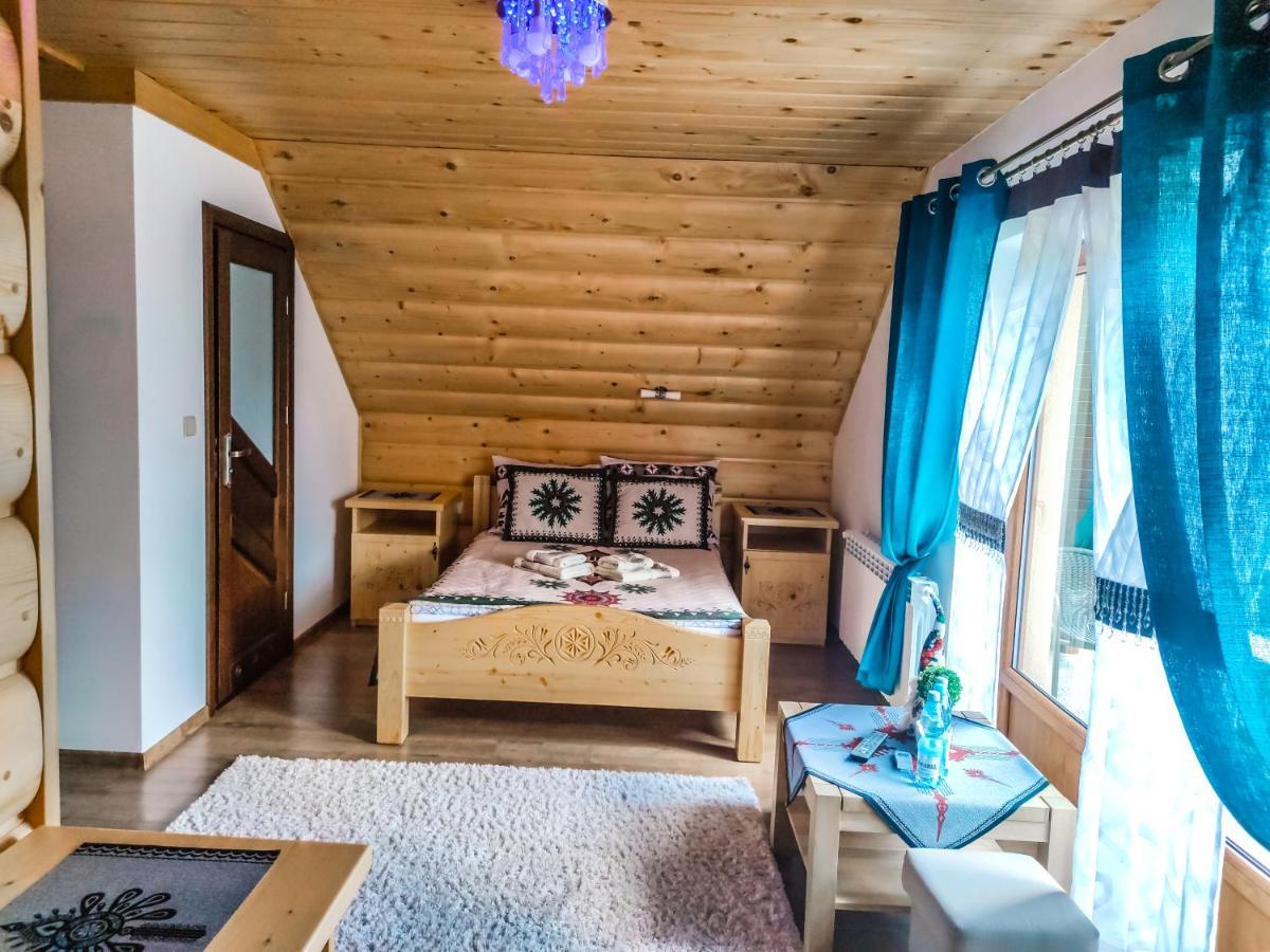 Szostak Apartament Banska Nizna Eksteriør bilde