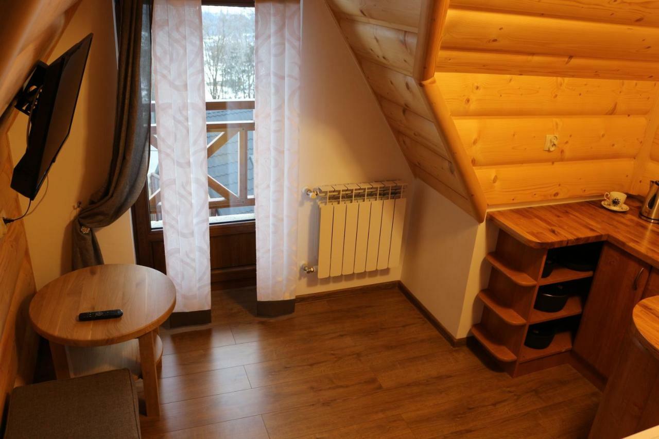 Szostak Apartament Banska Nizna Eksteriør bilde